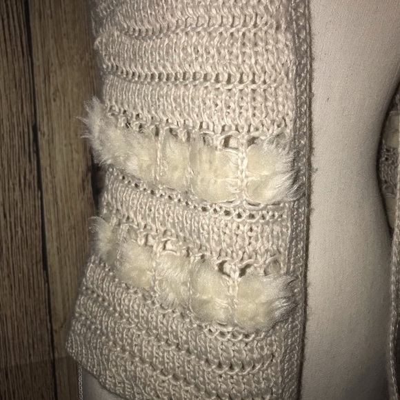 AMERICAN RAG SMALL BEIGE KNIT VEST BOHEMIAN - Picture 6 of 7